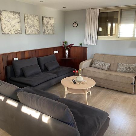 Villa בין יער לים Shelomi Esterno foto