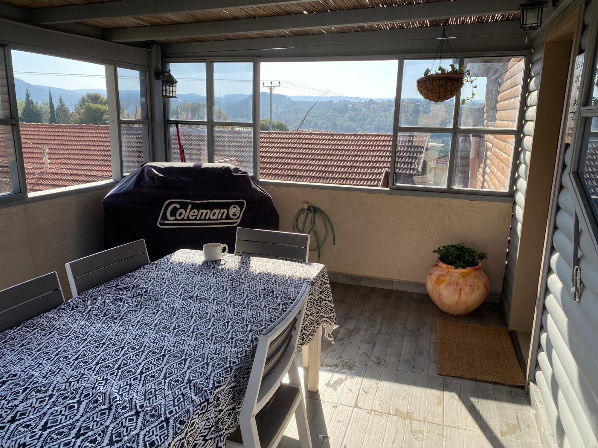 Villa בין יער לים Shelomi Esterno foto